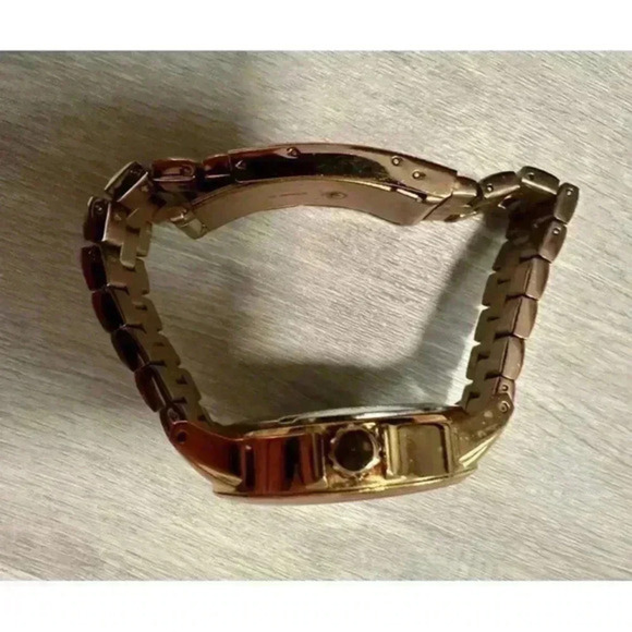 Fossil Rose Gold Watch 10ATM - Picture 9 of 9